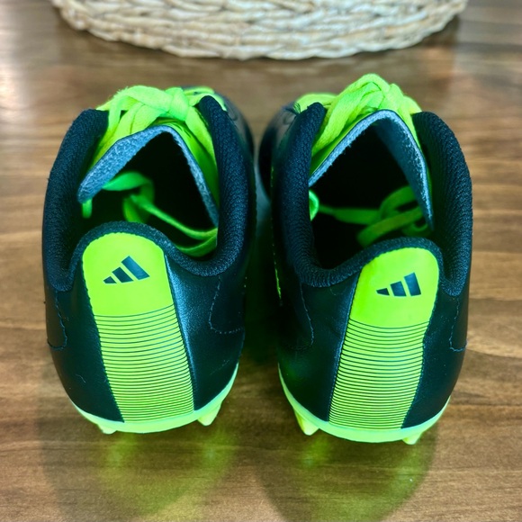 Adidas Kids Soccer Cleats - Picture 4 of 4